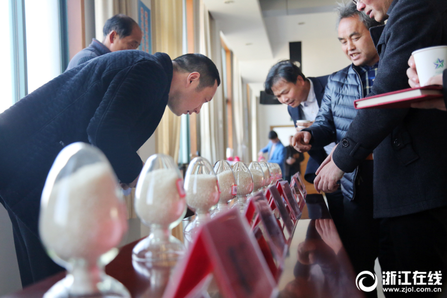 16分算什么？多諾萬(wàn)-米切爾、迪恩-韋德三分命中 騎士反超比分